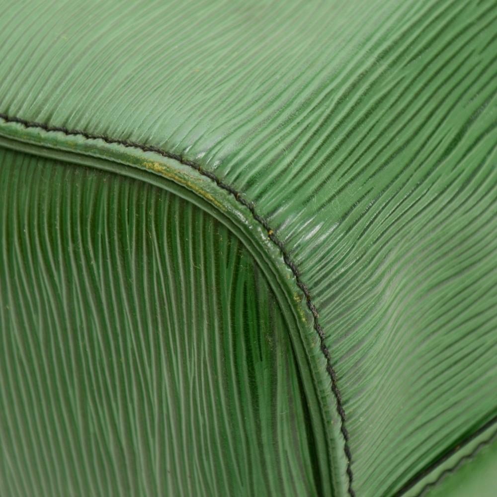 Louis Vuitto Speedy 25 Handbag