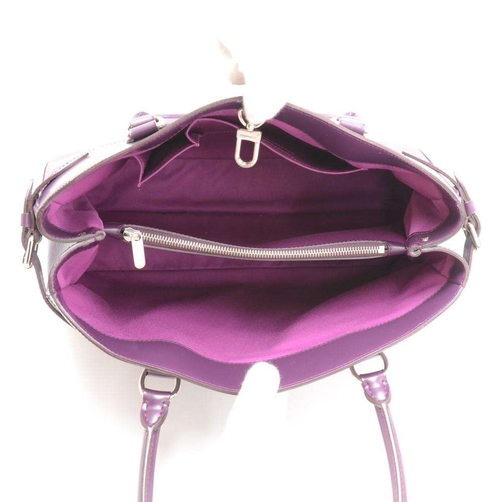 Louis Vuitto Passy GM Handbag