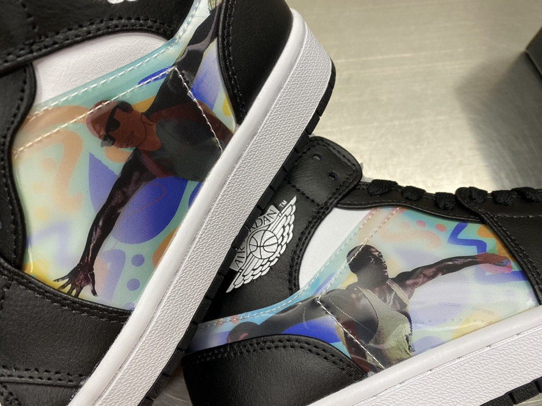 GLAMI Jordan 1 Mid Wmns ‘Hologram’ Black For Men DR9495-001
