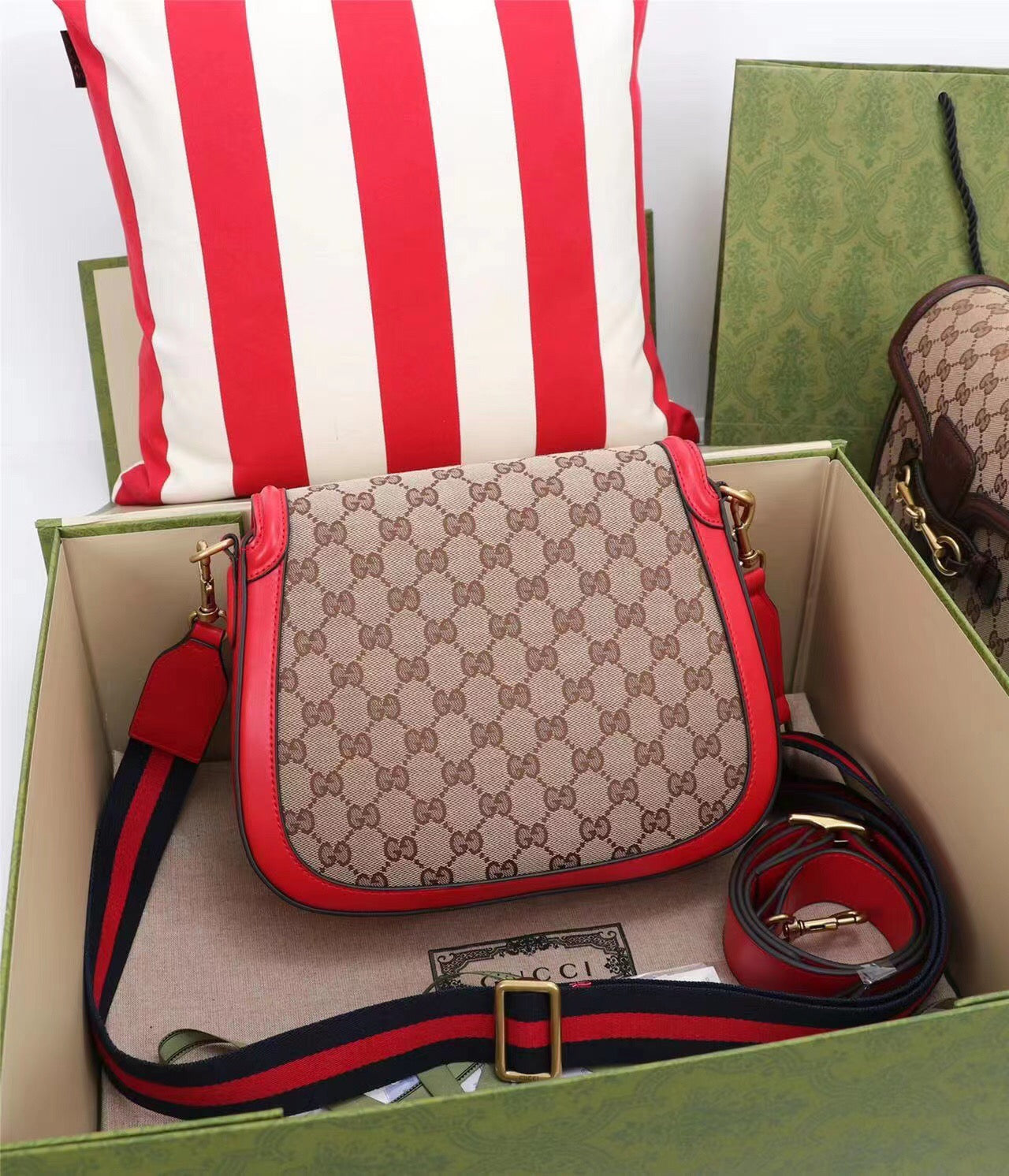 EN - New Bag GCI 464