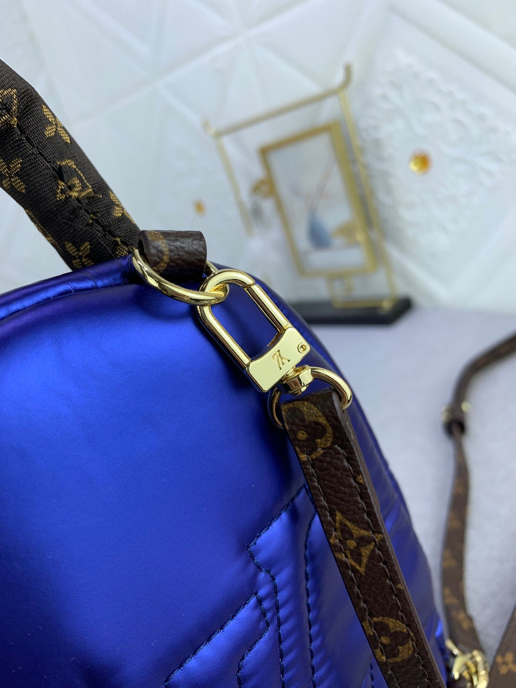 EN - New Bag LUV 642