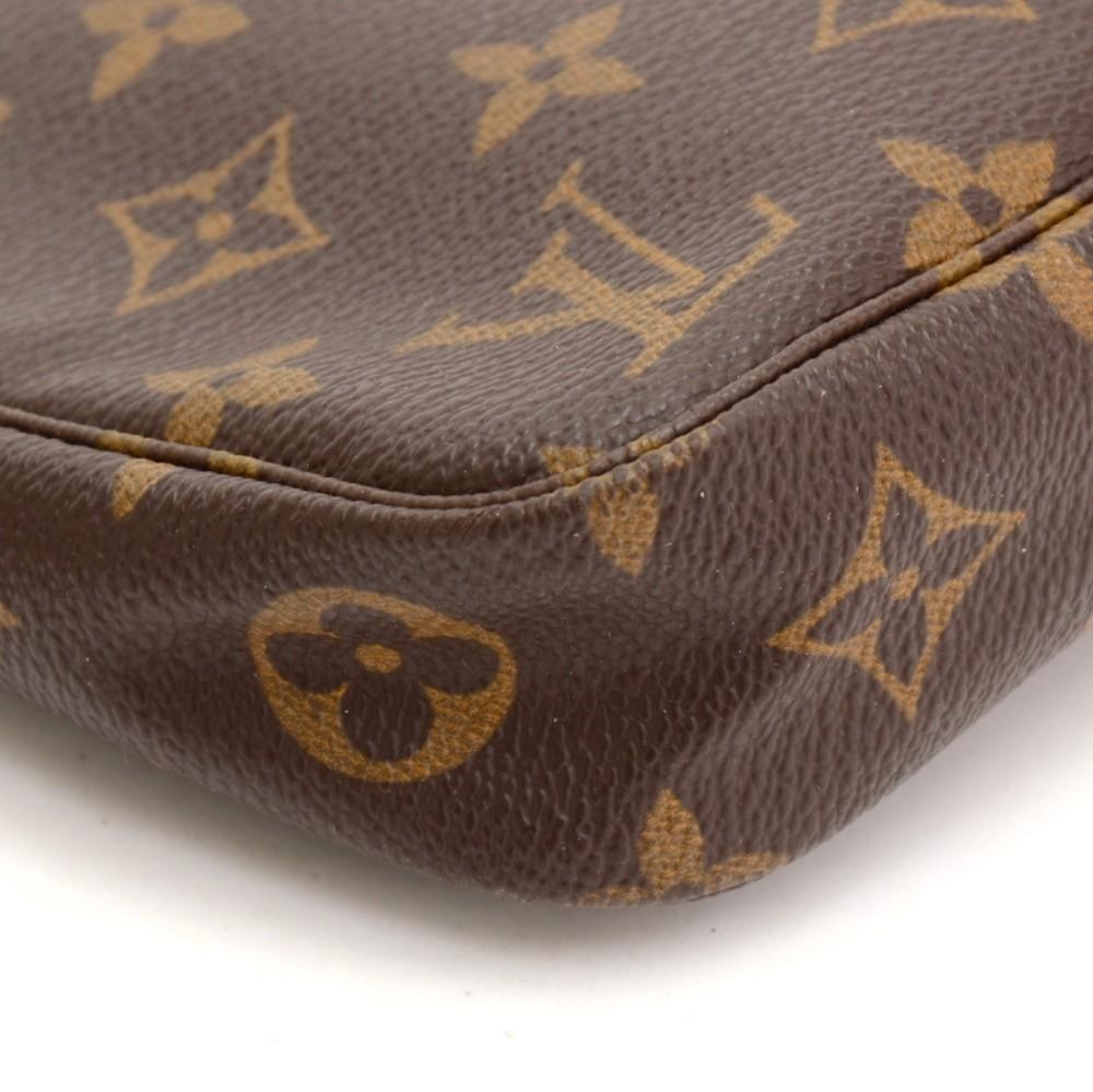 Louis Vuitto Pochette Accessoires Evening Bag