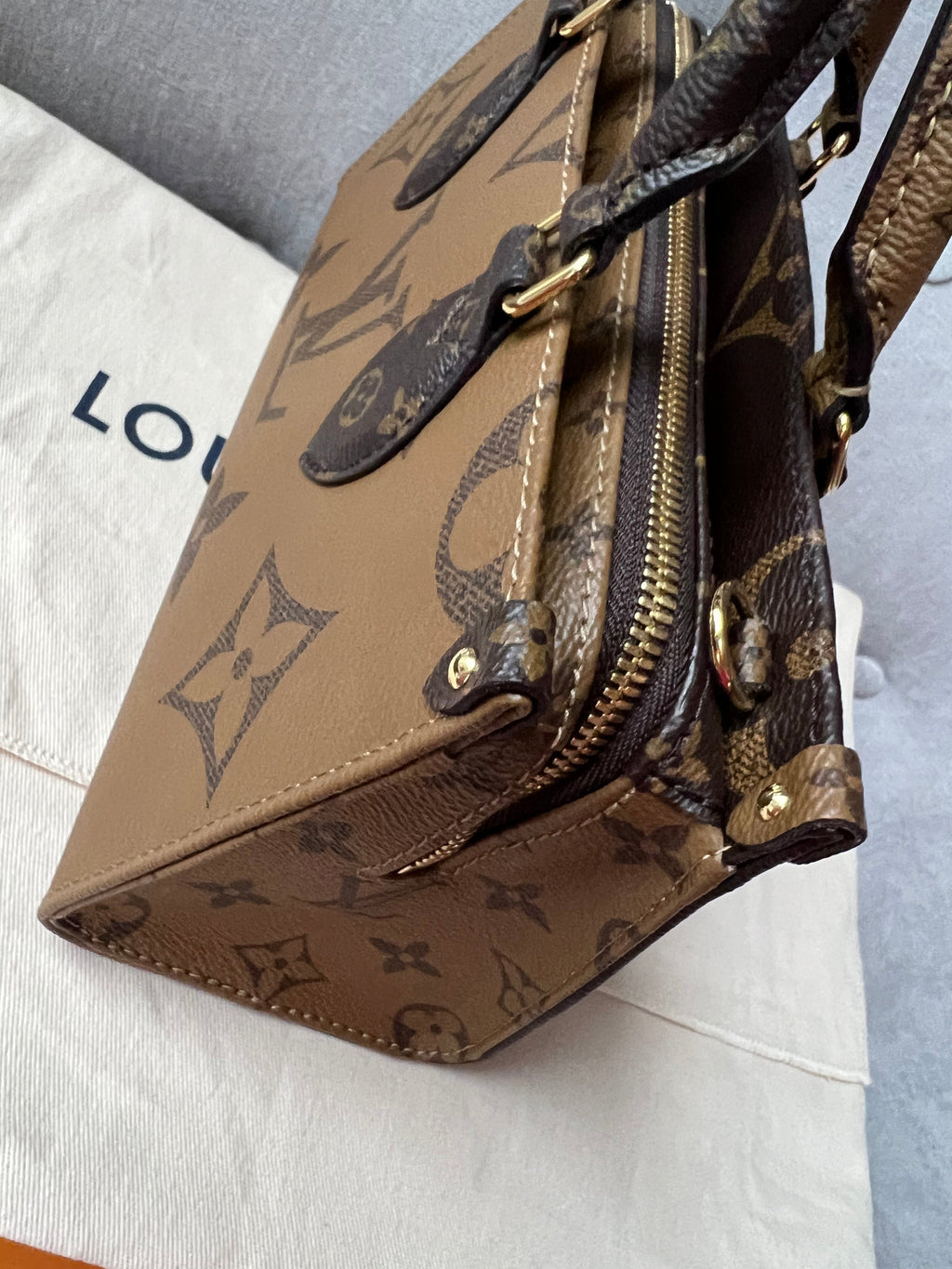 Louis Vuitton On the Go East West Tote Bag Monogram (RRP £2,150)