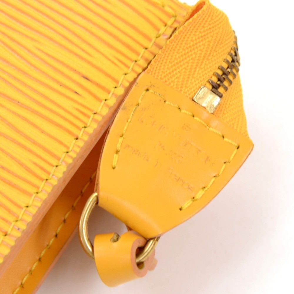 Louis Vuitto Epi Leather Pochette Accessoires Handbag