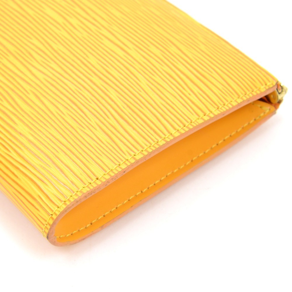 Louis Vuitto Epi Leather Pochette Accessoires Handbag