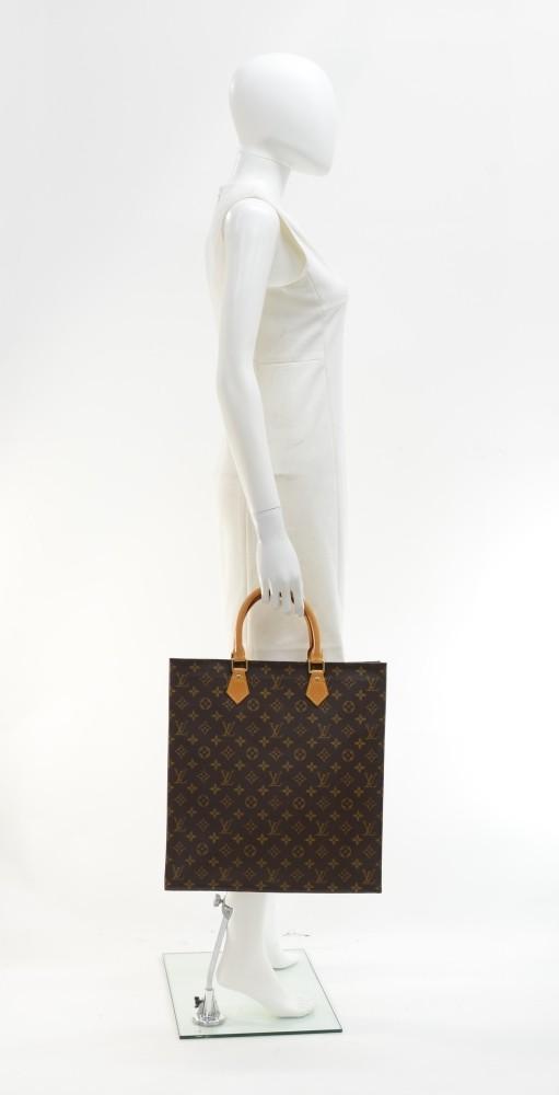 Louis Vuitto Monogram Canvas Sac Plat Handbag