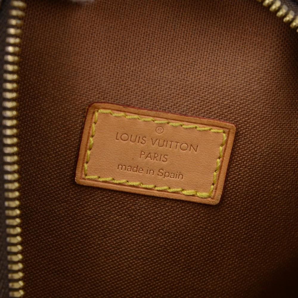 Louis Vuitto Pochette Gange Monogram Canvas Messenger Bag