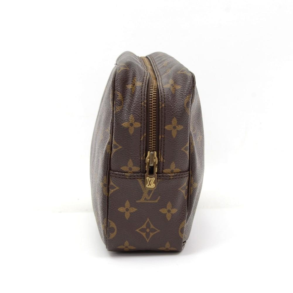 Louis Vuitto Trousse Toilette 28 Monogram Canvas Cosmetic Pouch