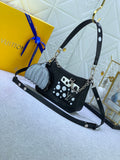 EN - Luxury Bags LUV 770