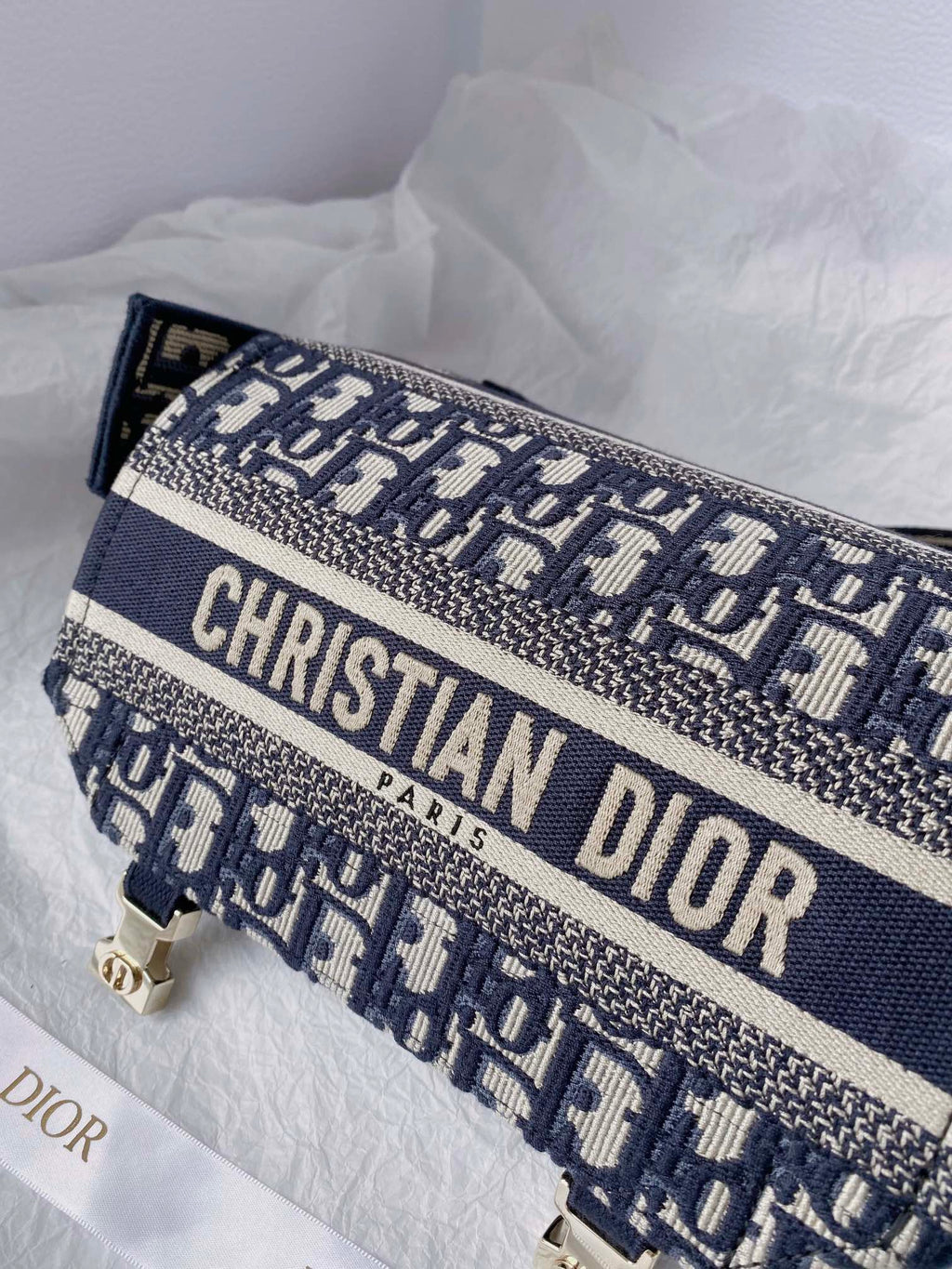 GLAMI Small DYORCAMP Bag Blue Oblique Embroidery, Blue Handbags, Shoulder Bags, Crossbody Bags, 23cm CD M1241ORIW_M928