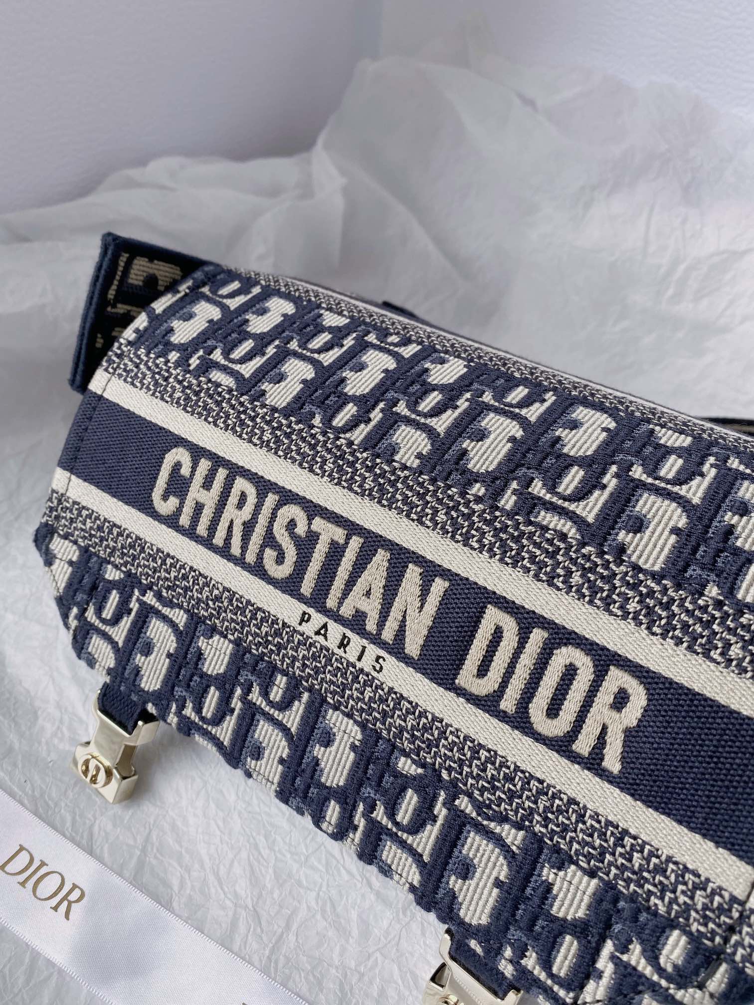 GLAMI Small DYORCAMP Bag Blue Oblique Embroidery, Blue Handbags, Shoulder Bags, Crossbody Bags, 23cm CD M1241ORIW_M928