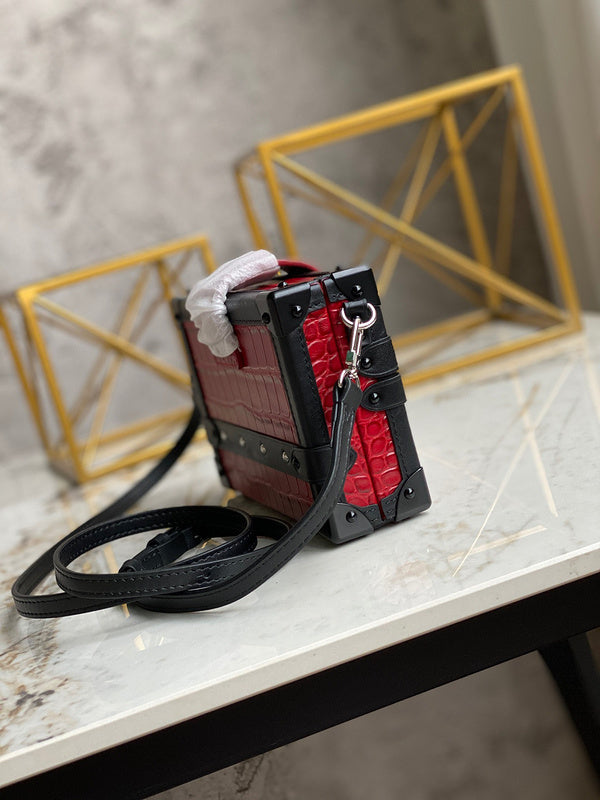 LOV2 Bags - Luxurious Bags  1668