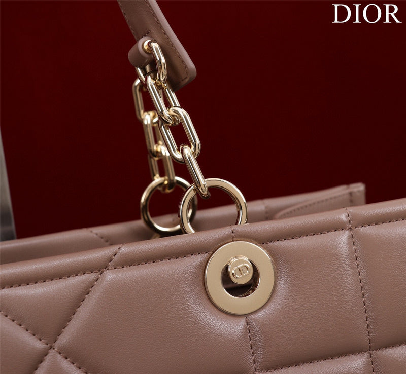 ELE - Dir Bags - 1726