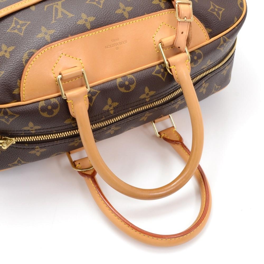 Louis Vuitto Deauville Monogram Canvas Handbag