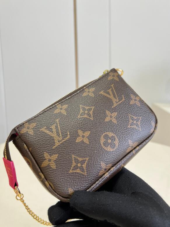SAMC - LOV Bags - 1482