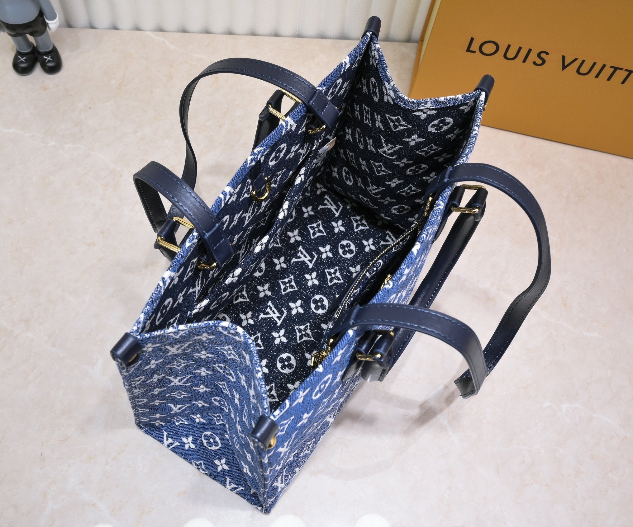 EN - Luxury Bags LUV 874