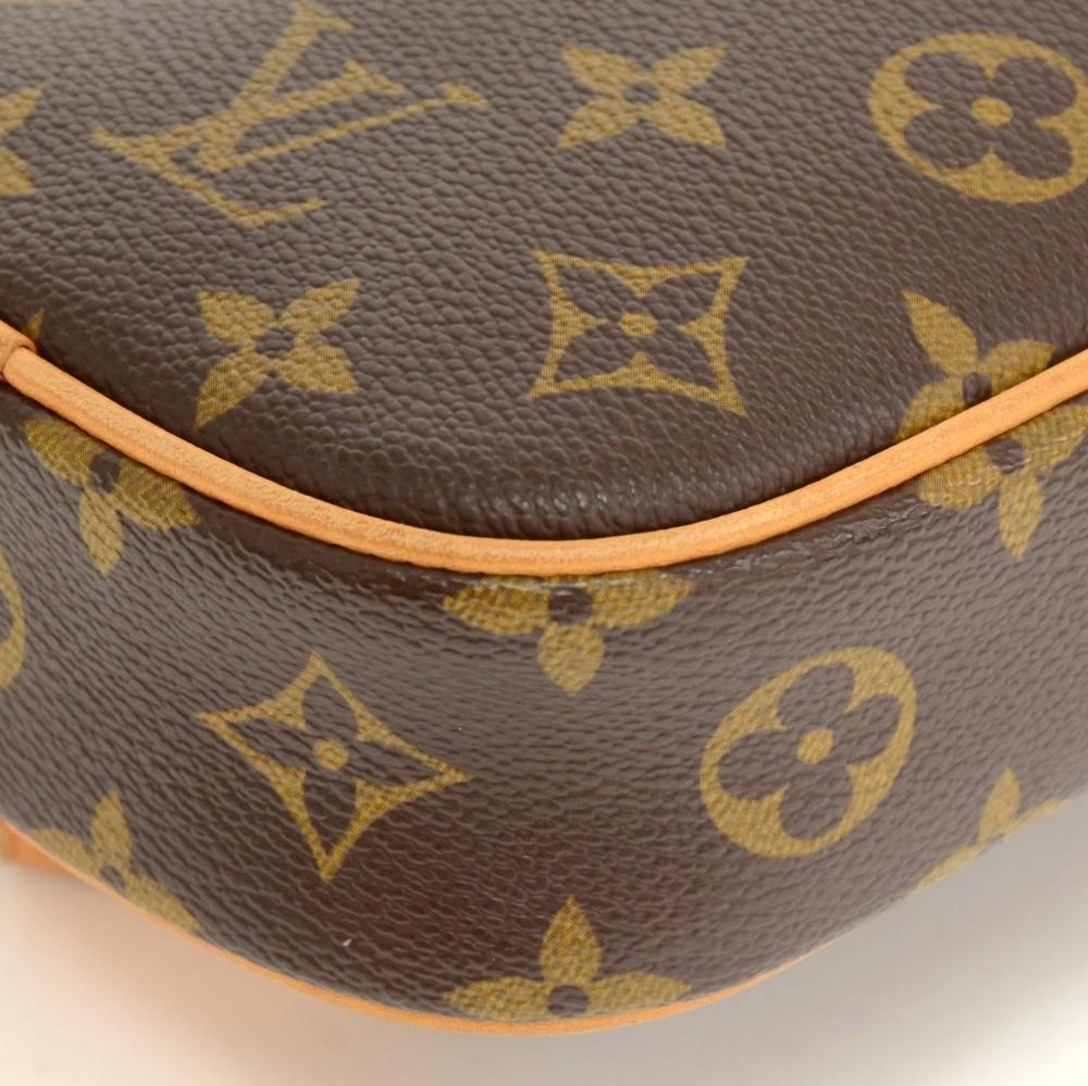 Louis Vuitto Pochette Gange Monogram Canvas Messenger Bag