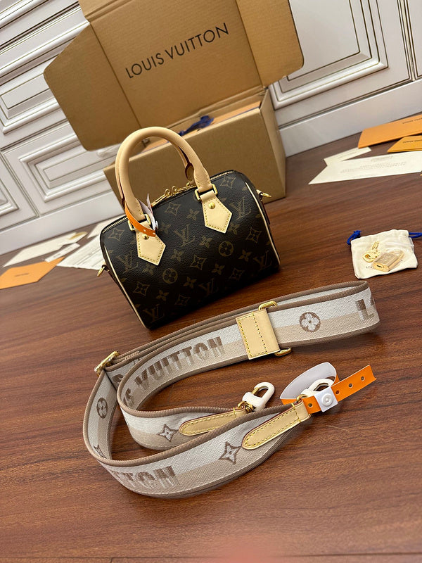 Glamy - LOV Bags - 1040