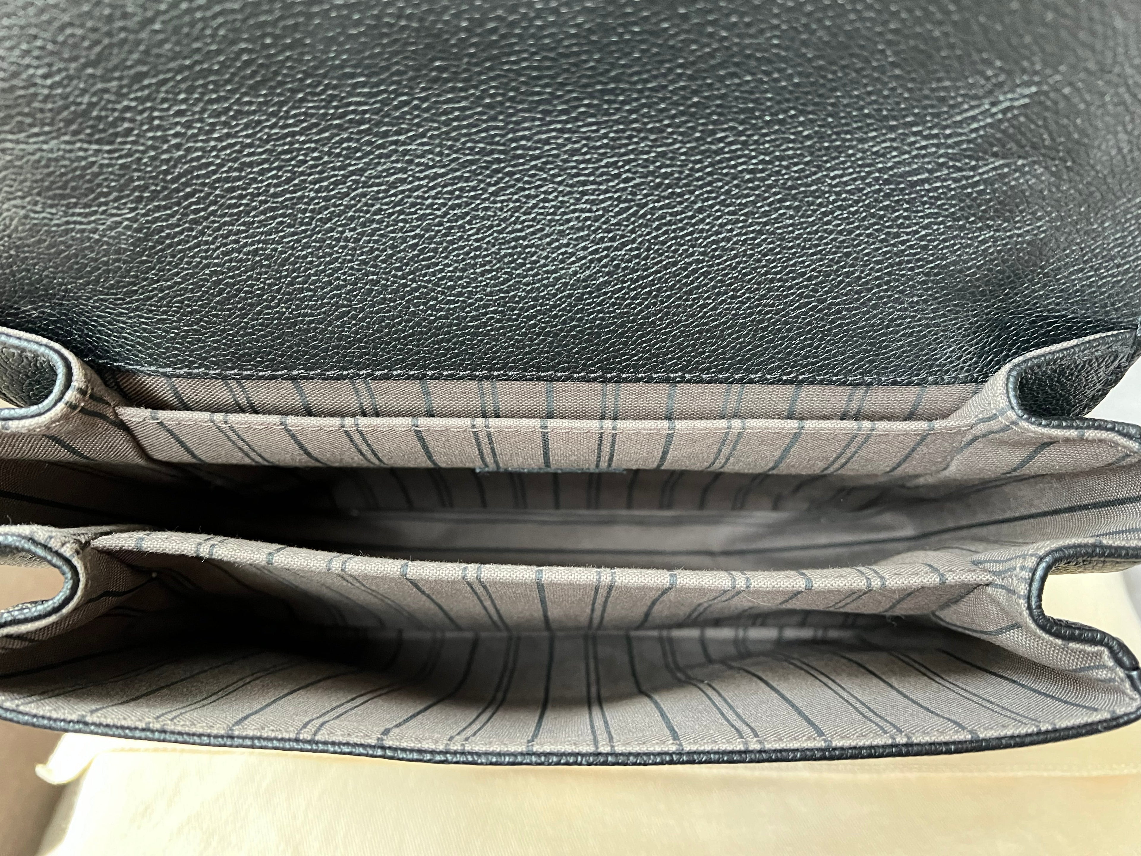 Louis Vuitton Pochette Metis Black Empreinte (RRP £2,110)