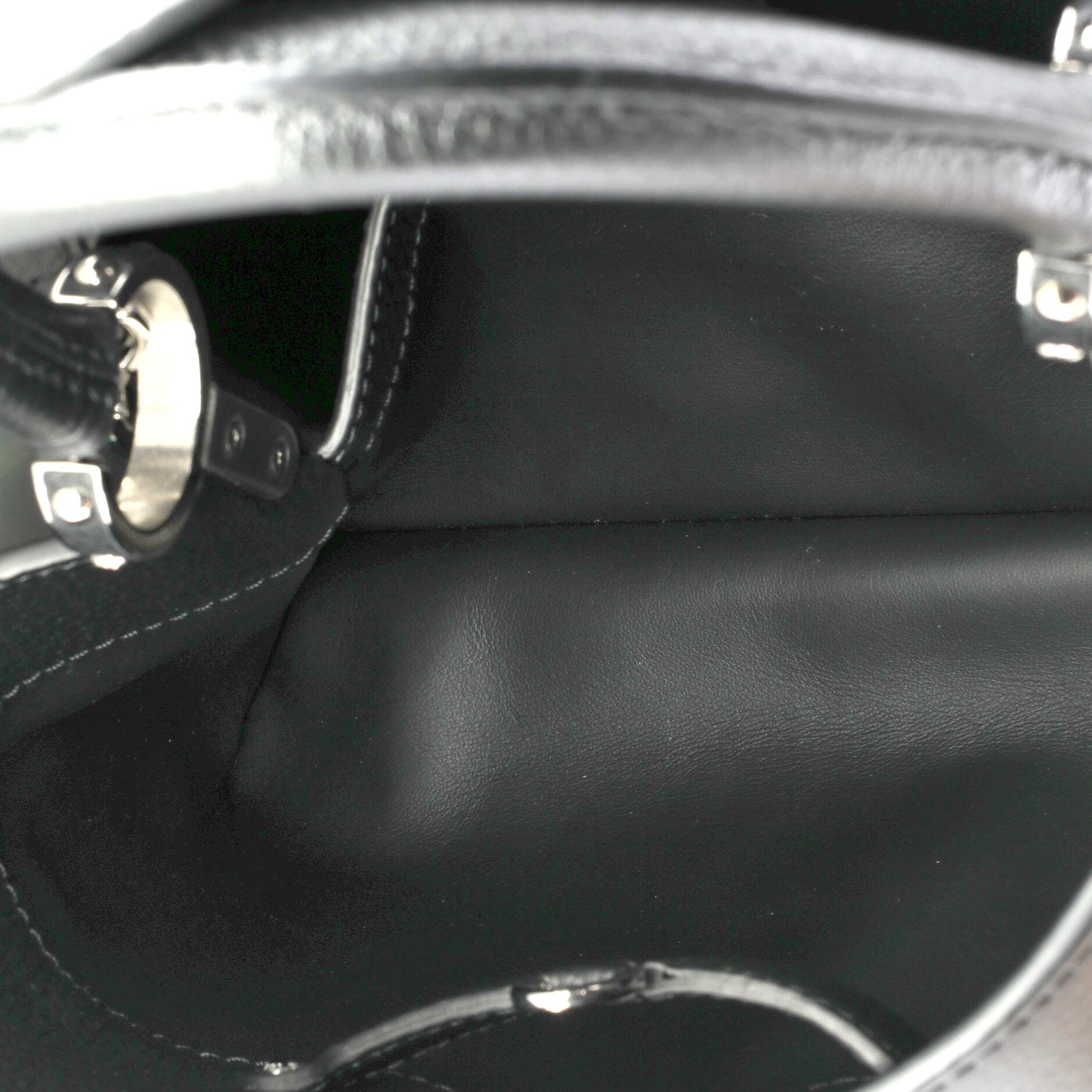 Louis Vuitton Capucines Bag Yayoi Kusama Painted Dots Taurillon Leather MM