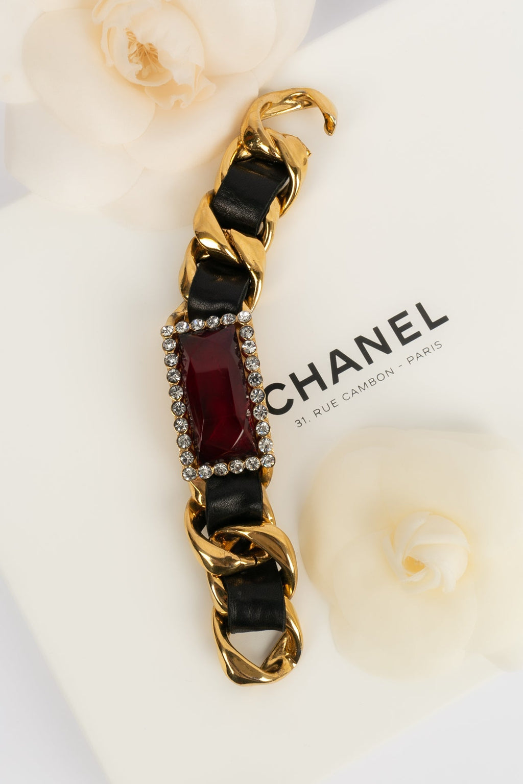 Bracelet en cuir Chanel