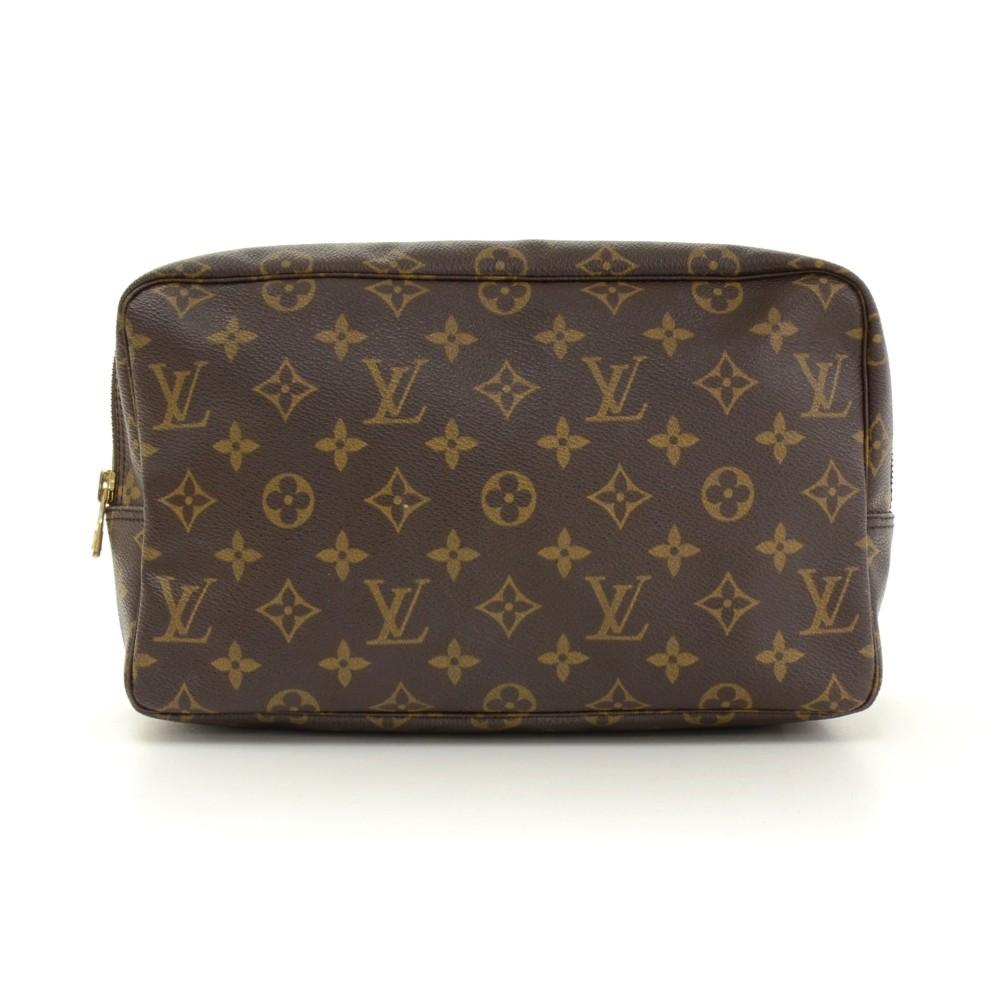 Louis Vuitto Trousse Toilette 28 Monogram Canvas Cosmetic Pouch