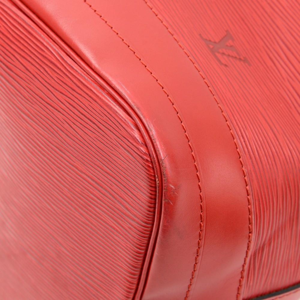 Louis Vuitto Noe Large Epi Leather Shoulder Bag