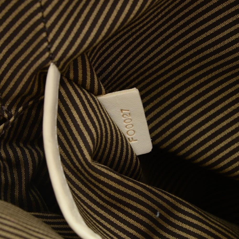 Louis Vuitto Off White Leather Messenger Bag