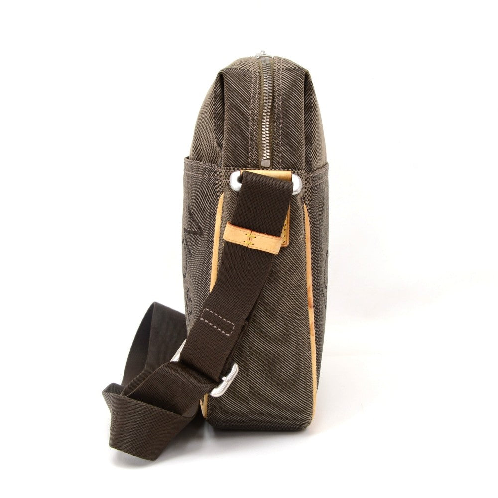 Louis Vuitto Citadin Damier Geant Canvas Messenger Bag