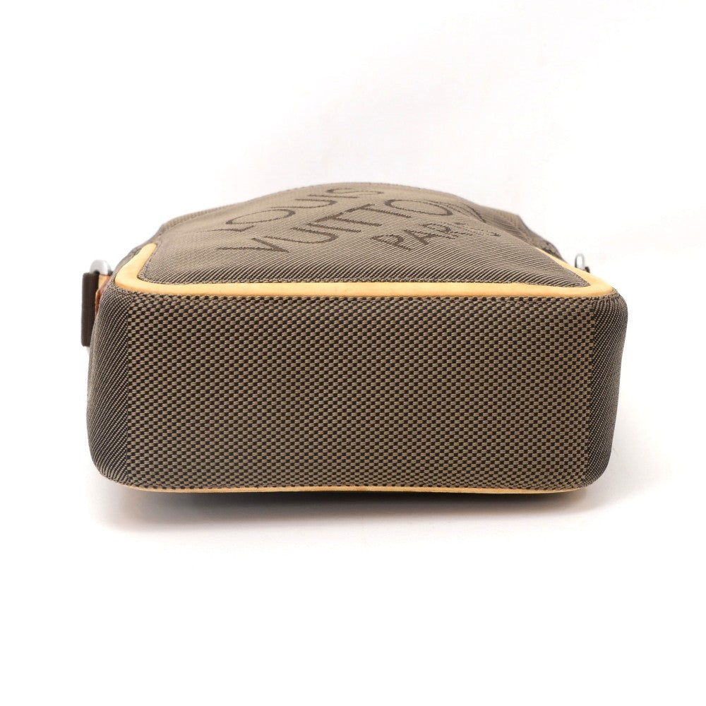 Louis Vuitto Citadin Damier Geant Canvas Messenger Bag