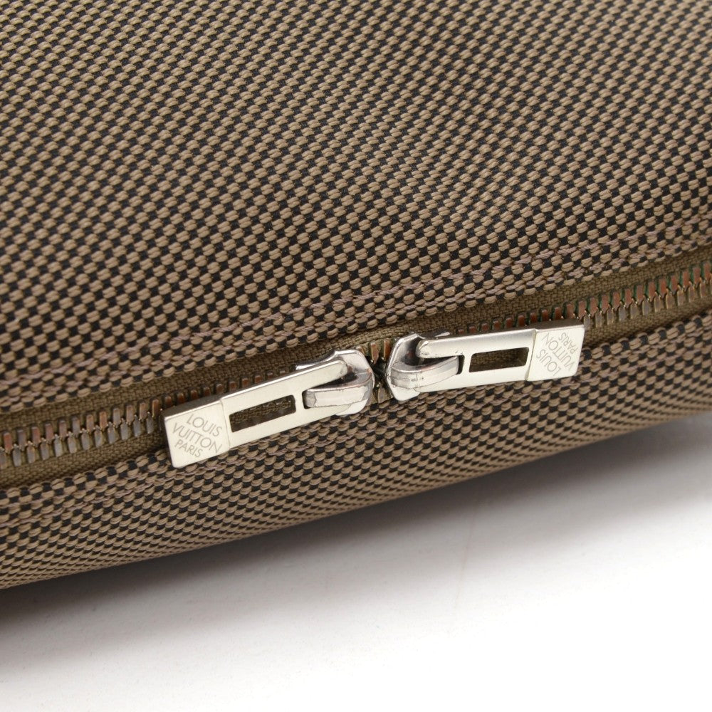 Louis Vuitto Citadin Damier Geant Canvas Messenger Bag