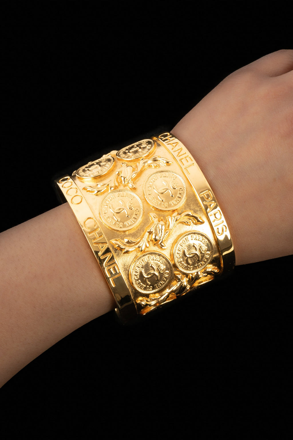 Bracelet manchette Chanel