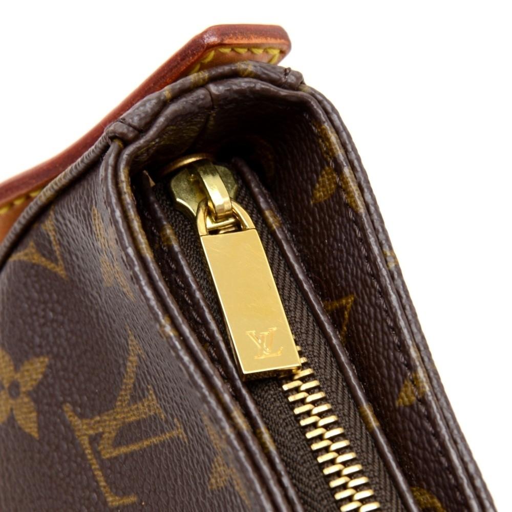 Louis Vuitto Looping MM Monogram Canvas Handbag