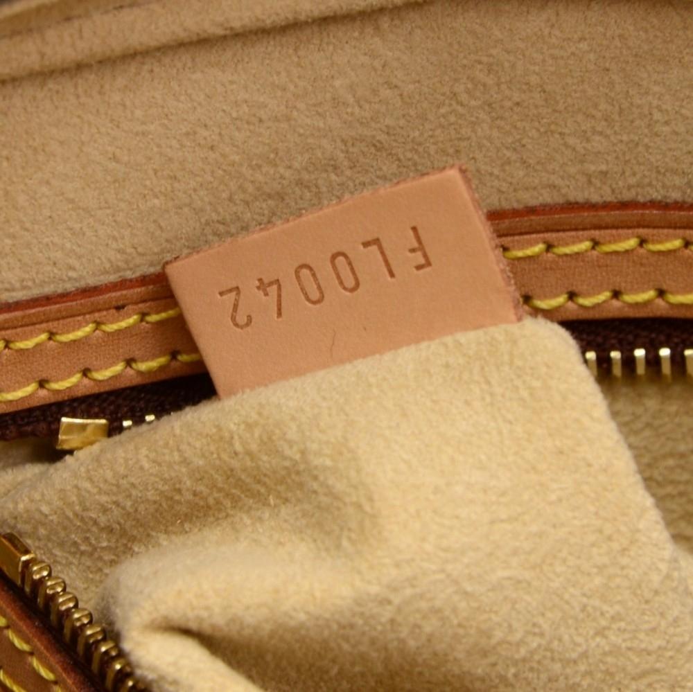 Louis Vuitto Looping MM Monogram Canvas Handbag