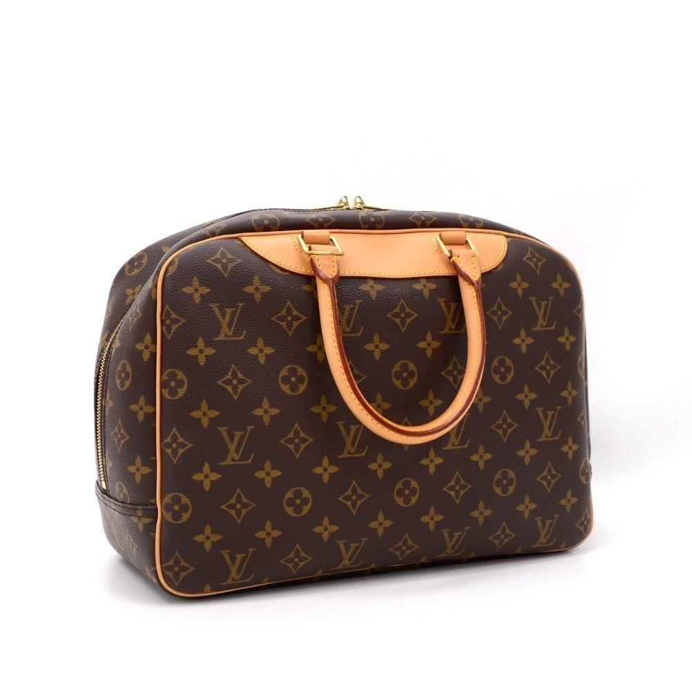 Louis Vuitto Deauville Monogram Canvas Handbag