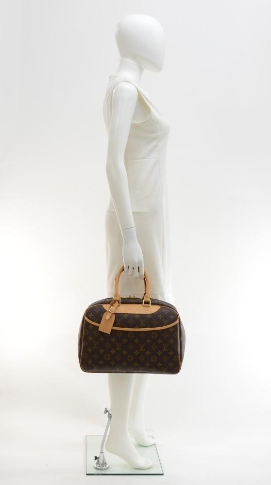 Louis Vuitto Deauville Monogram Canvas Handbag