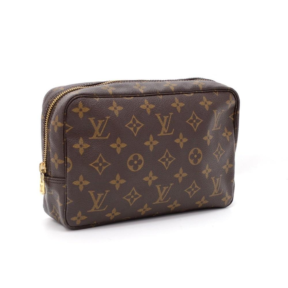 Louis Vuitto Trousse Toilette 23 Monogram Canvas Cosmetic Pouch