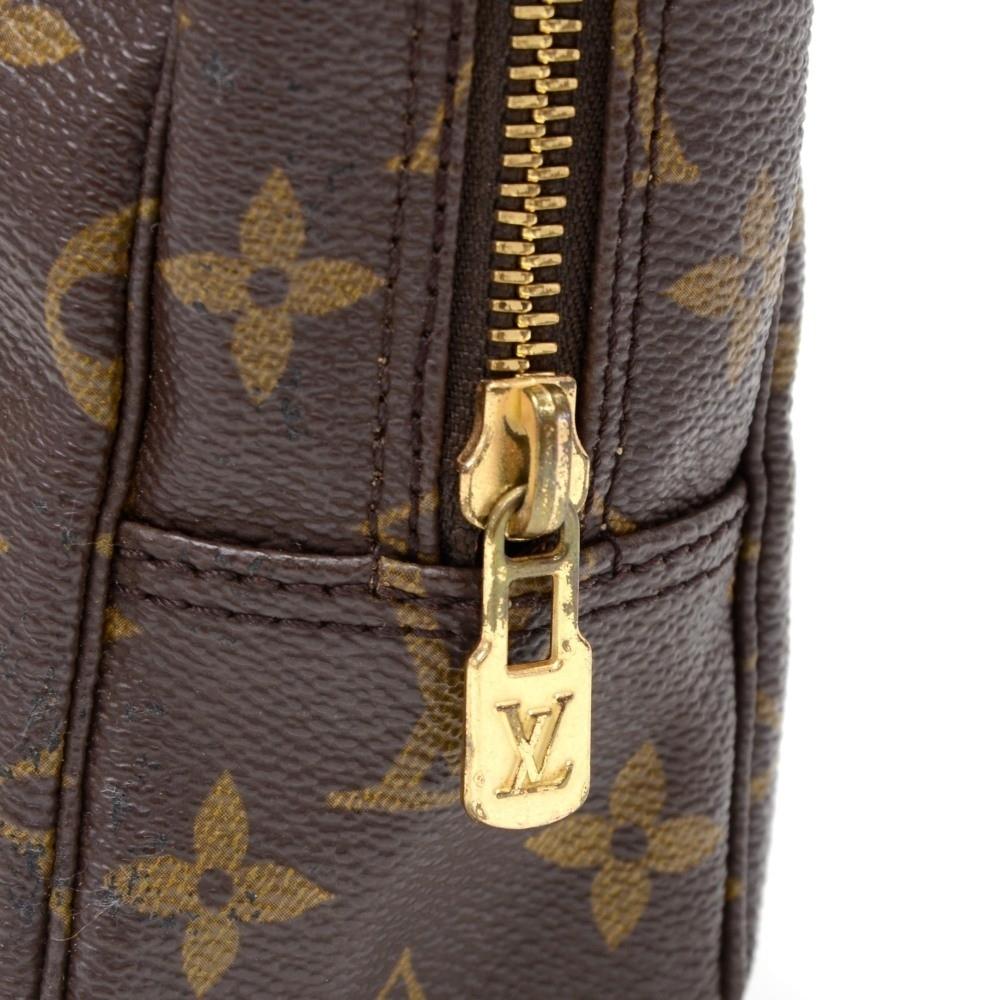 Louis Vuitto Trousse Toilette 23 Monogram Canvas Cosmetic Pouch
