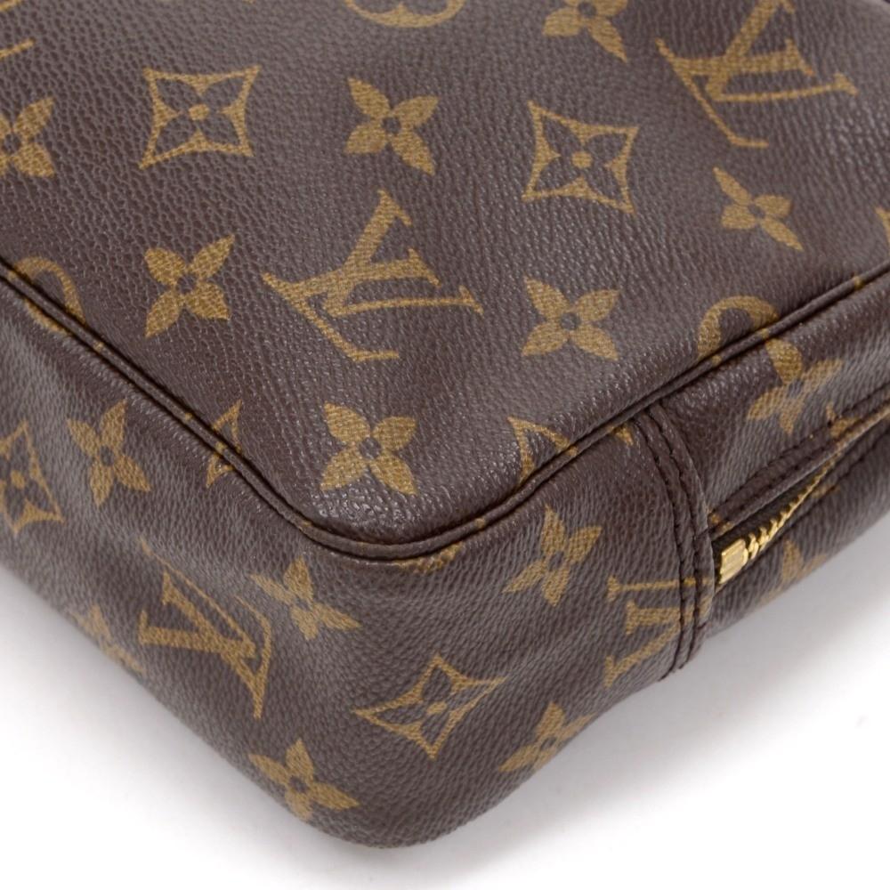 Louis Vuitto Trousse Toilette 23 Monogram Canvas Cosmetic Pouch