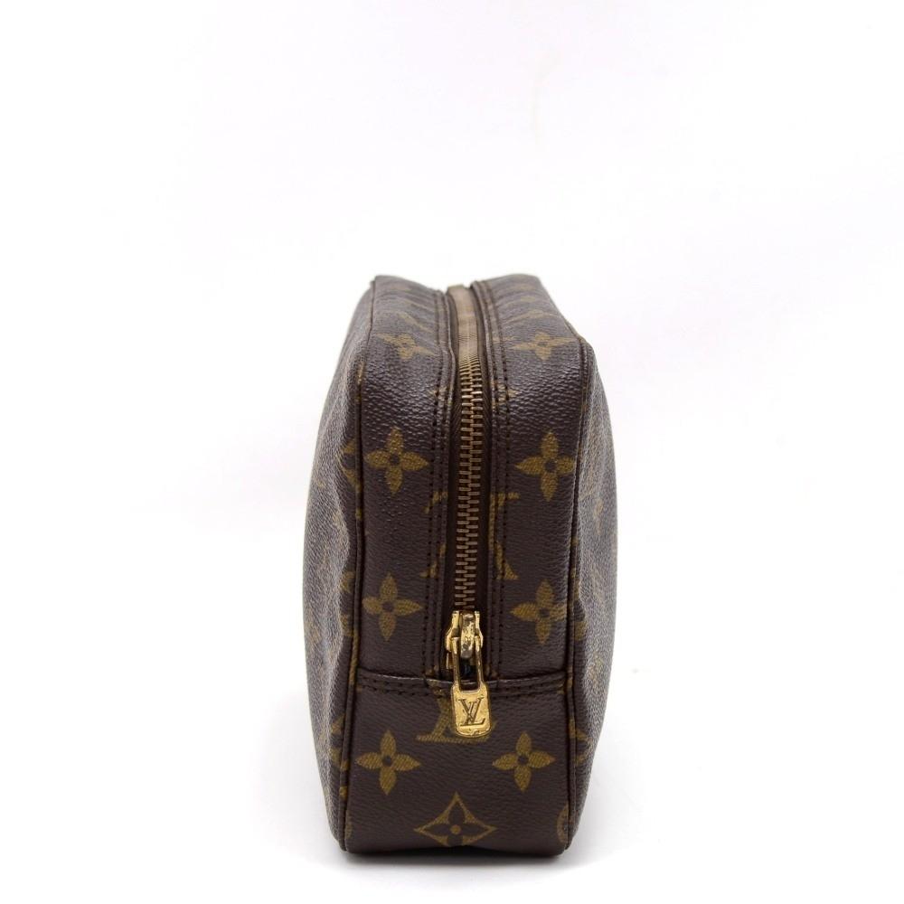 Louis Vuitto Trousse Toilette 23 Monogram Canvas Cosmetic Pouch