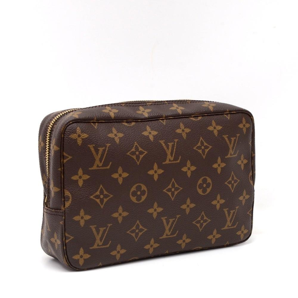 Louis Vuitto Trousse Toilette 23 Monogram Canvas Cosmetic Pouch