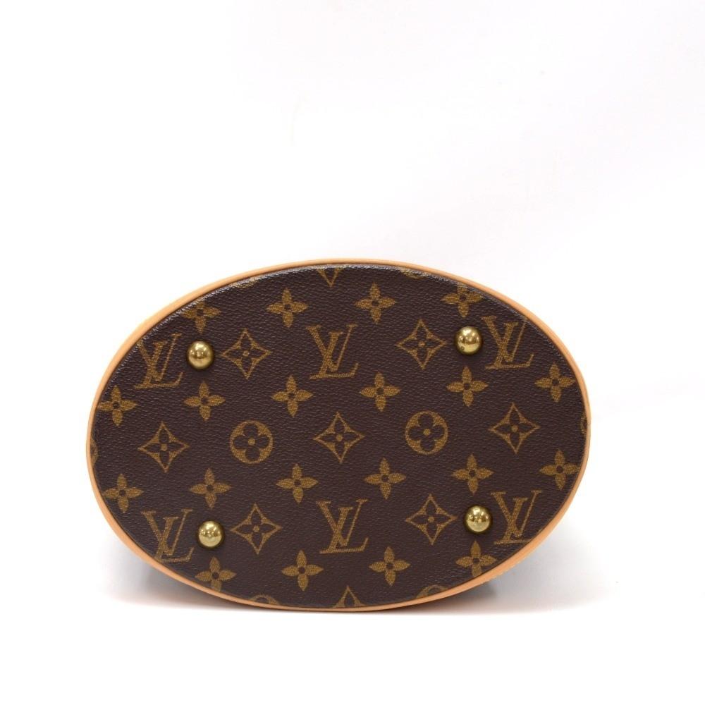 Louis Vuitto Bucket PM Monogram Canvas Shoulder Bag