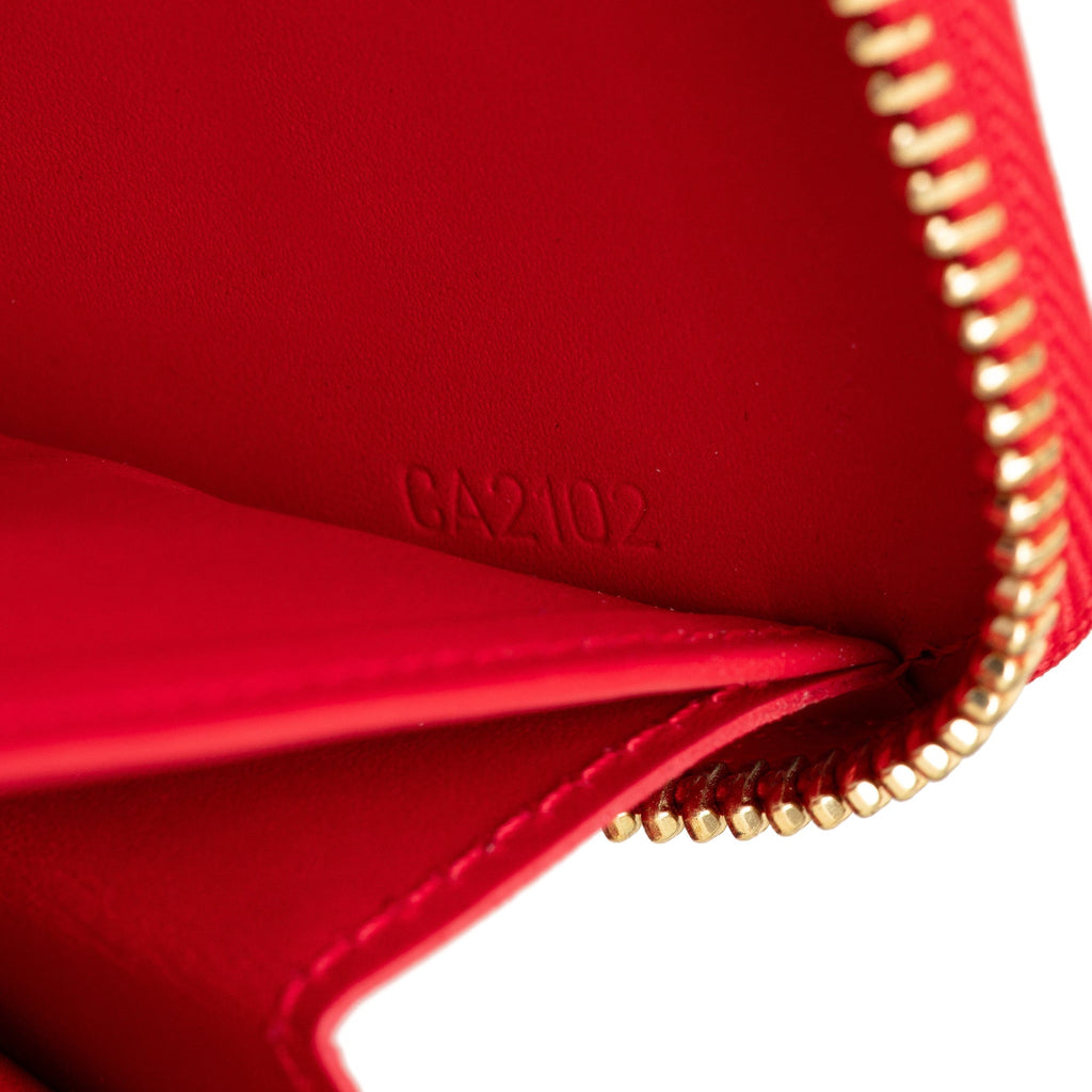 Red Louis Vuitton x Yayoi Kusama Monogram Vernis Infinity Dot Long Wallet