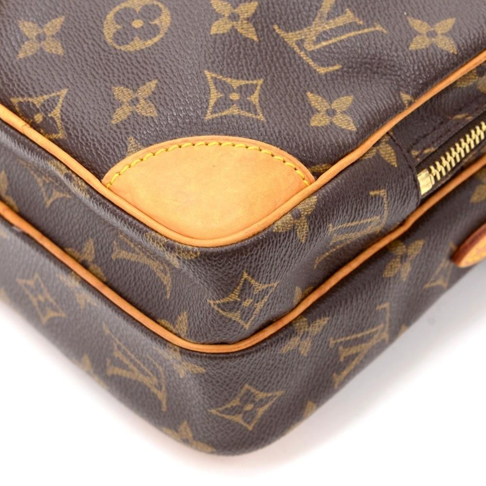Louis Vuitto Amazone Monogram Canvas Messenger Bag