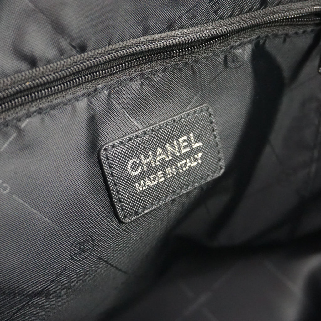 Chanel Duffelbag