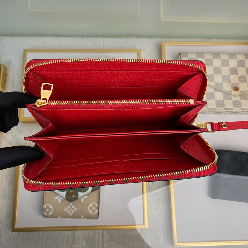 LOV2 Bags - Luxurious Bags  1820