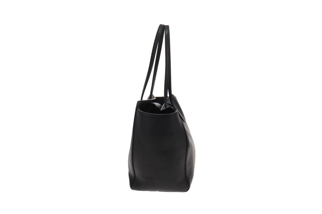 Gucci Black Leather Swing Tote