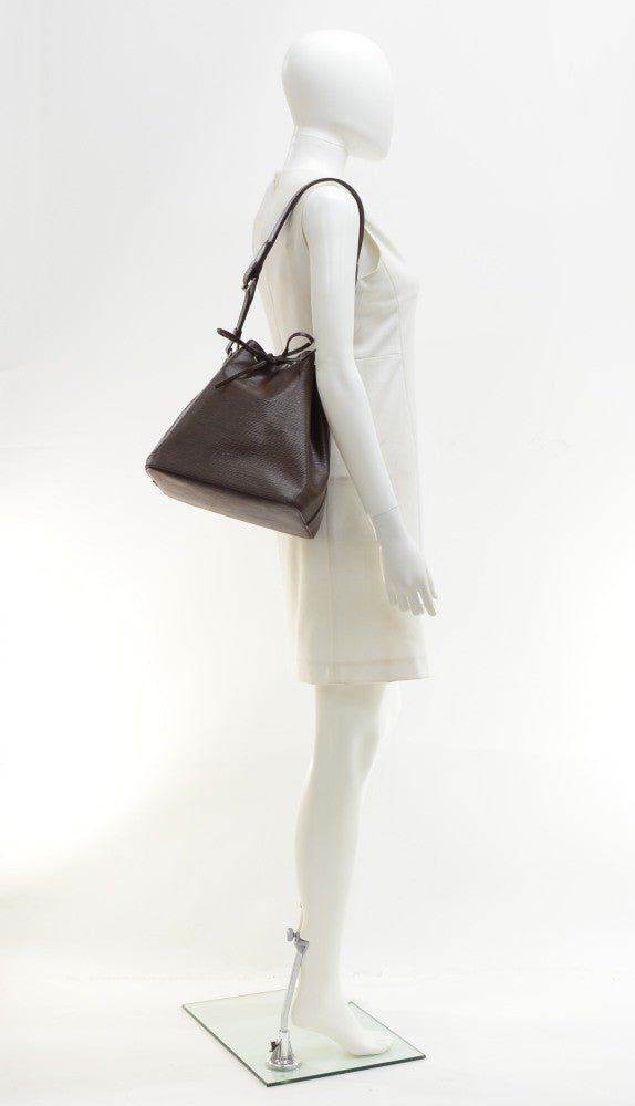 Louis Vuitto Petit Noe Chocolate Brown Epi Leather Bag