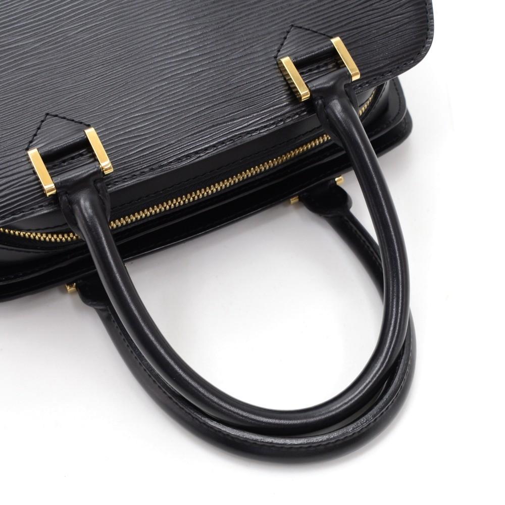 Louis Vuitto Pont Neuf Epi Leather Handbag