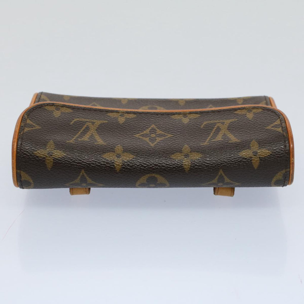 Louis Vuitton Florentine Clutch Bag